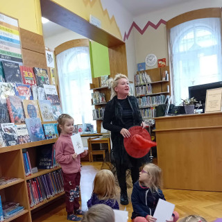 Čarodějnice Kniholína - Městská knihovna