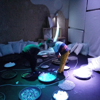 Pokoj Láryfáry - Motyčkovic klika